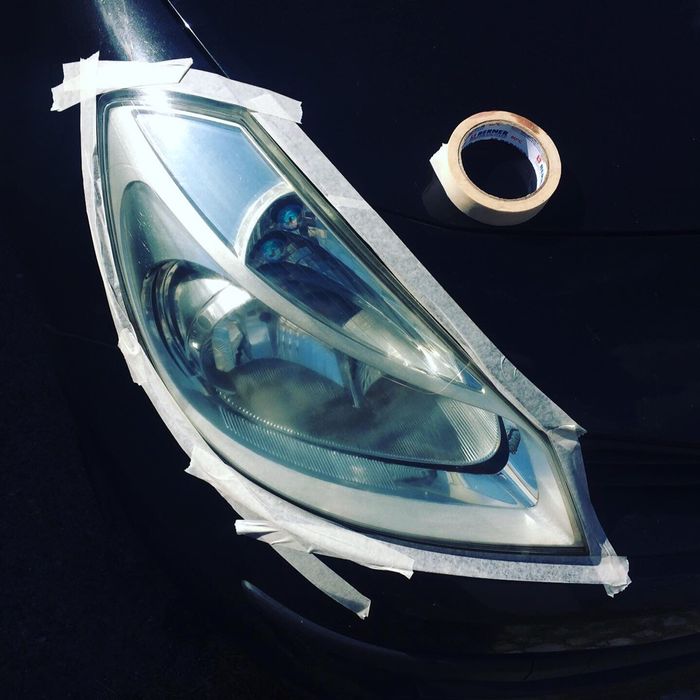 Polimento e restauro de faróis auto