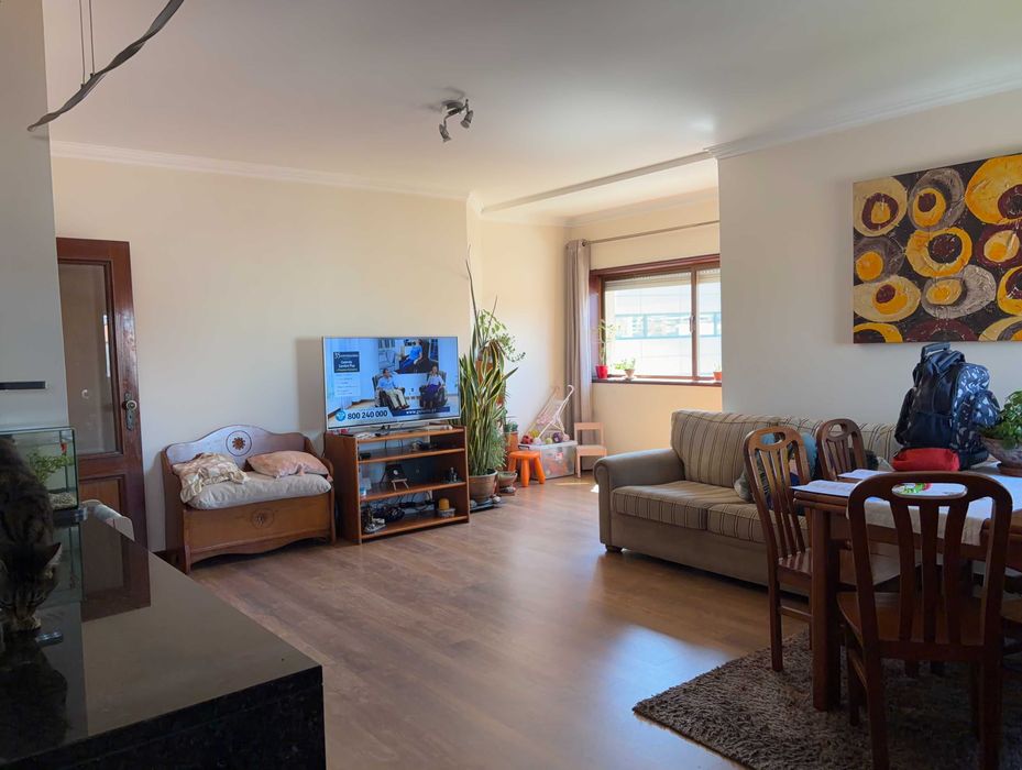 Apartamento T3 Av. Republica junto El Court Inglês