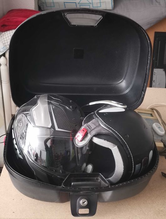 Top case com ferragens