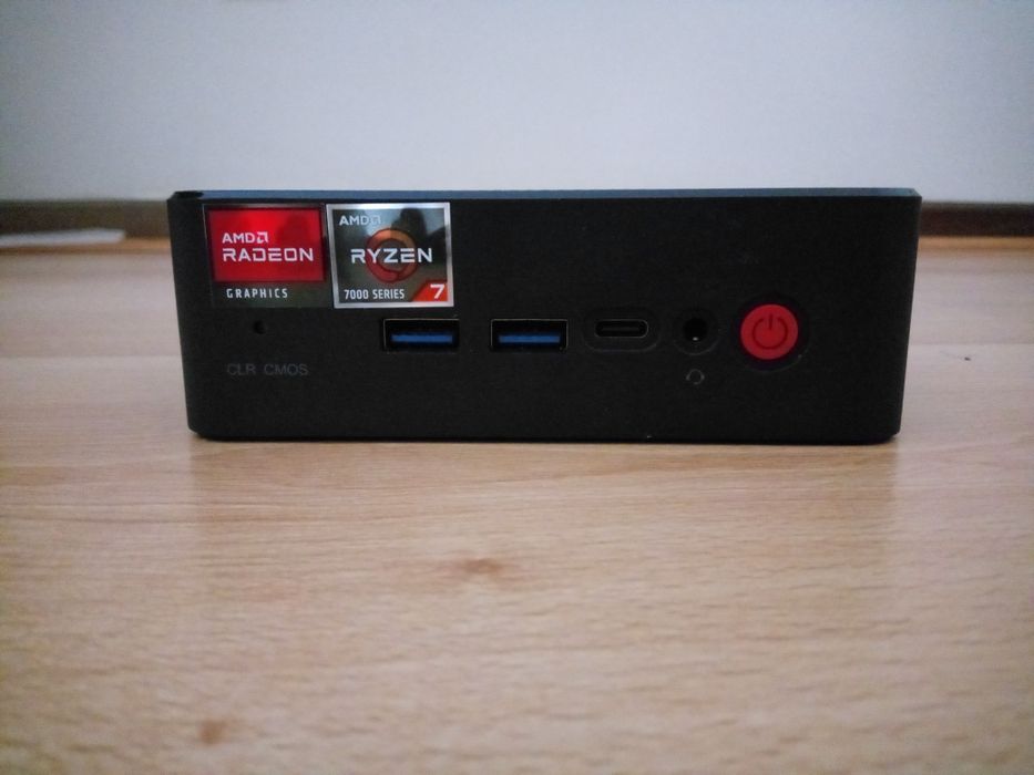 Mini PC Gaming com AMD Ryzen 7 (leia a descrição) (quase novo)