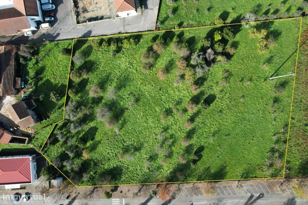 Terreno URBANO de 9228m2, em Pedrógão Grande