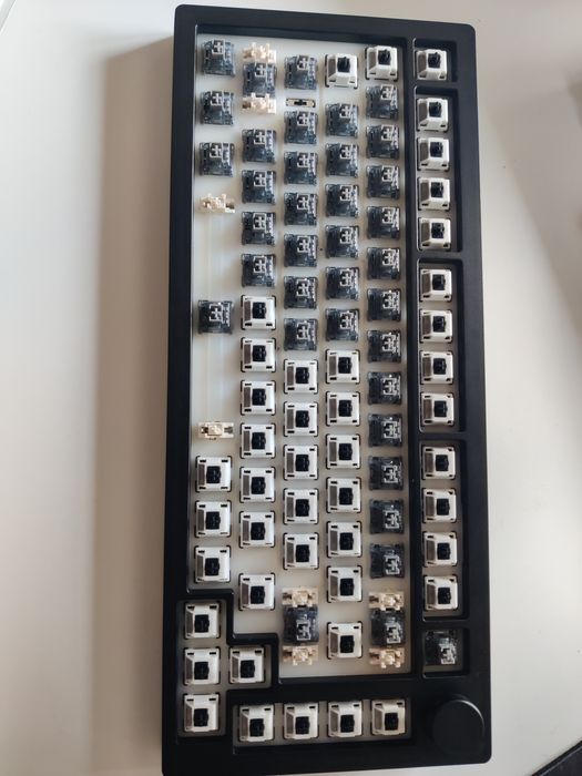 Monsgeek M1 V5 VIA ANSI Barebone kit + switches + keycaps