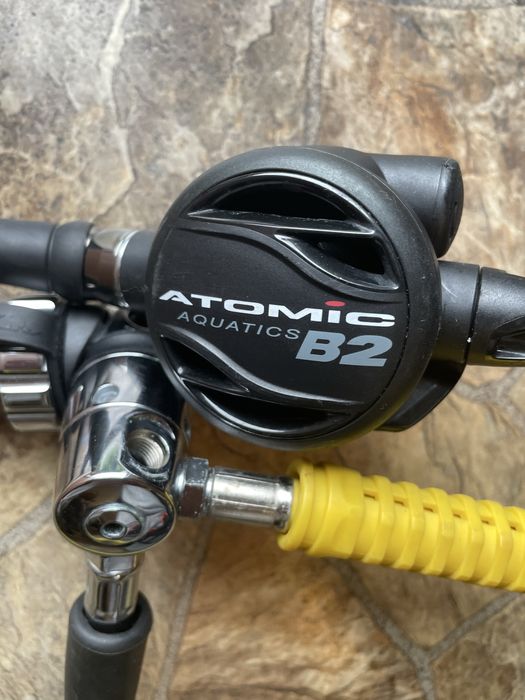 Atomic B2 automaty nurkowe