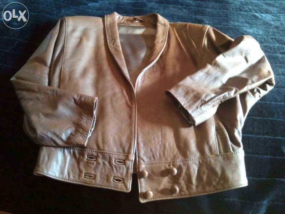 Casaco Curto castanho Couro