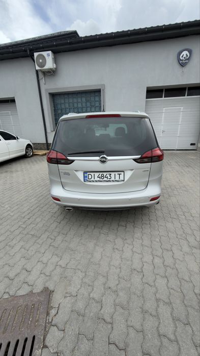 Opel Zafira C 2013 2.0 AT
