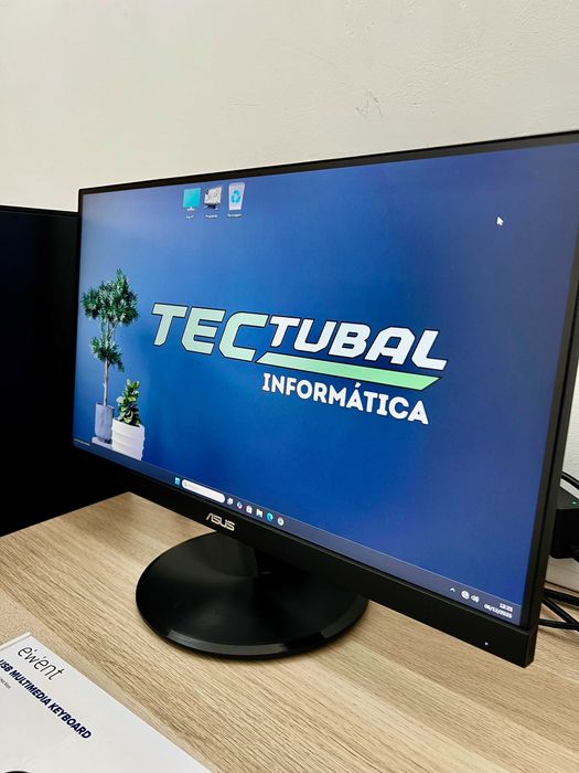 Desktop HP ProDesk 600 G2 SFF + Monitor ASUS 22’’ Full HD •