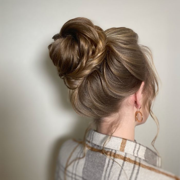 Макияж, визажист, причёски, локоны, афрокудри