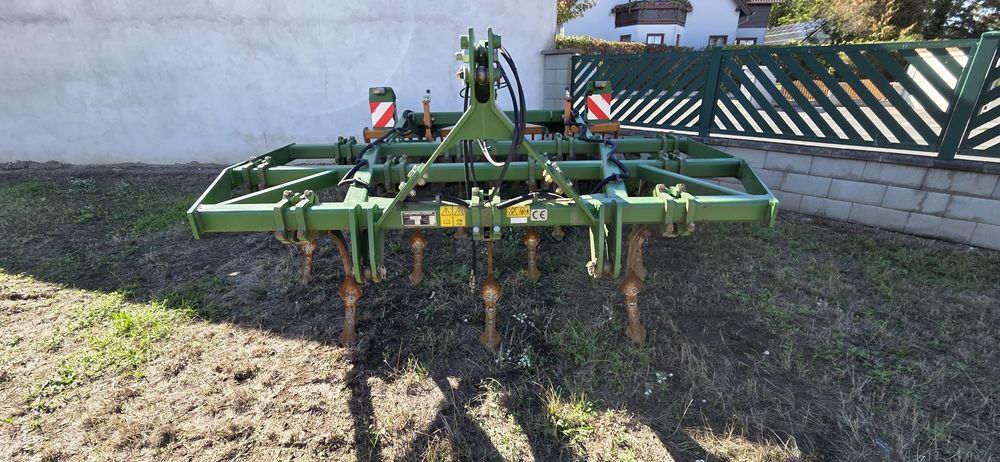 сільськогосподарська Amazone Cenius 3002