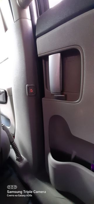Продам KIA Carnival