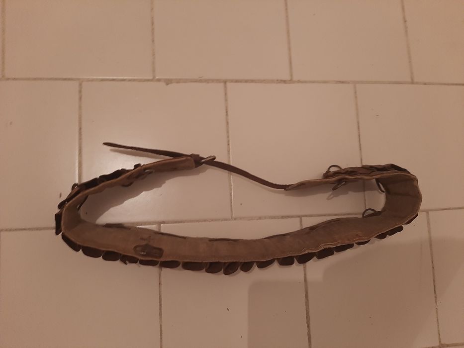 Vendo mochila de Montaria +cartucheira de cabedal