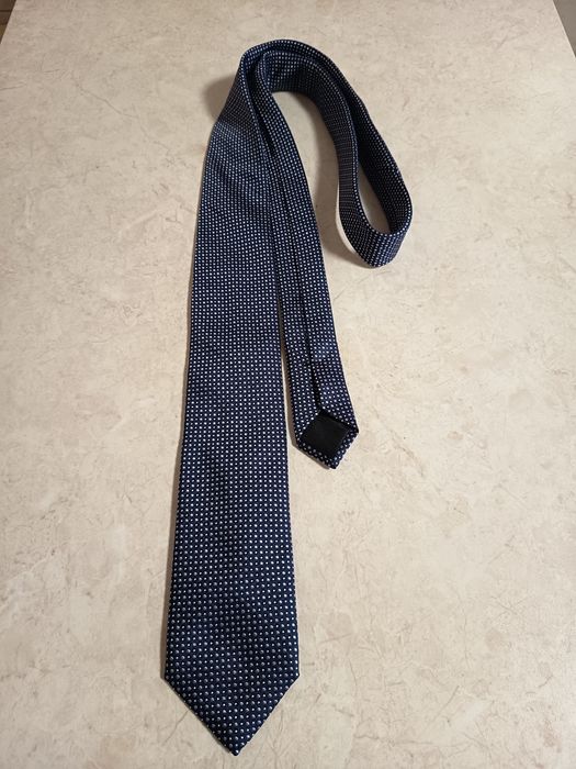 Elegancki krawat jedwabny Hugo Boss 100% jedwab silk