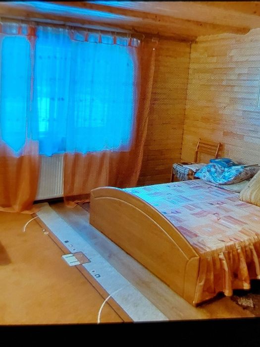 Будинок для проживання та бізнесу