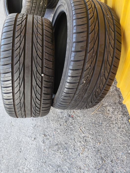 Pneus  225/40R18