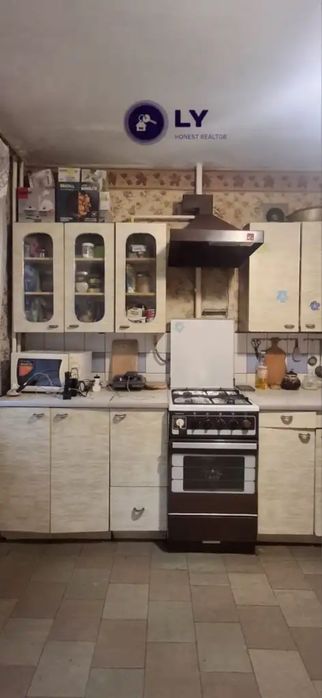 Продам 4к квартиру, ж/м Перемога, бул. Слави