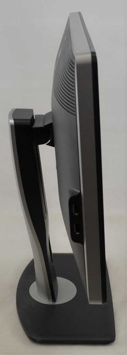 Монітор Dell UltraSharp U2312HM 23" (1920x1080) IPS, USB, DP, DVI, VGA