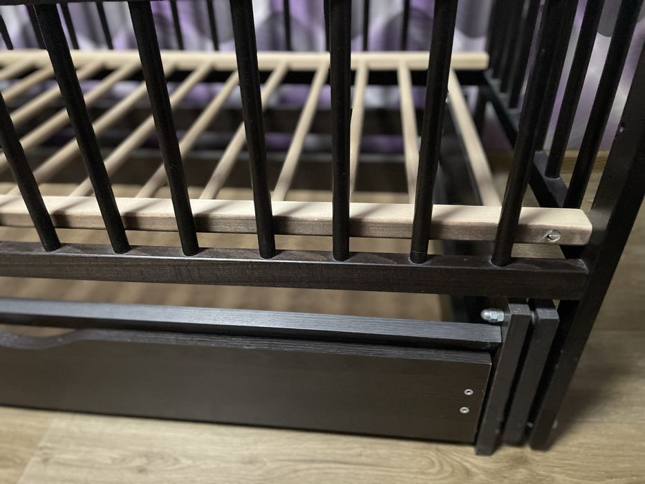 Дитяче ліжко з матрасом