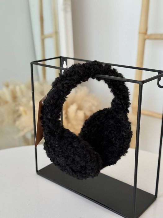 Навушники Лама          .