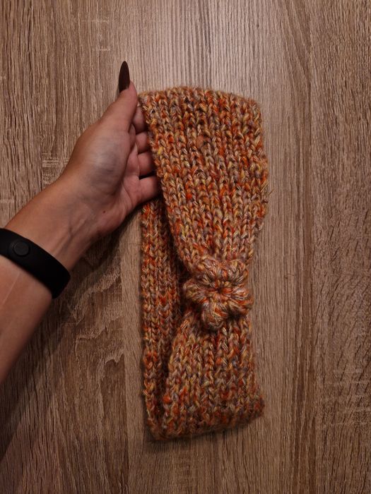 szalik i opaska ręcznie robione na drutach