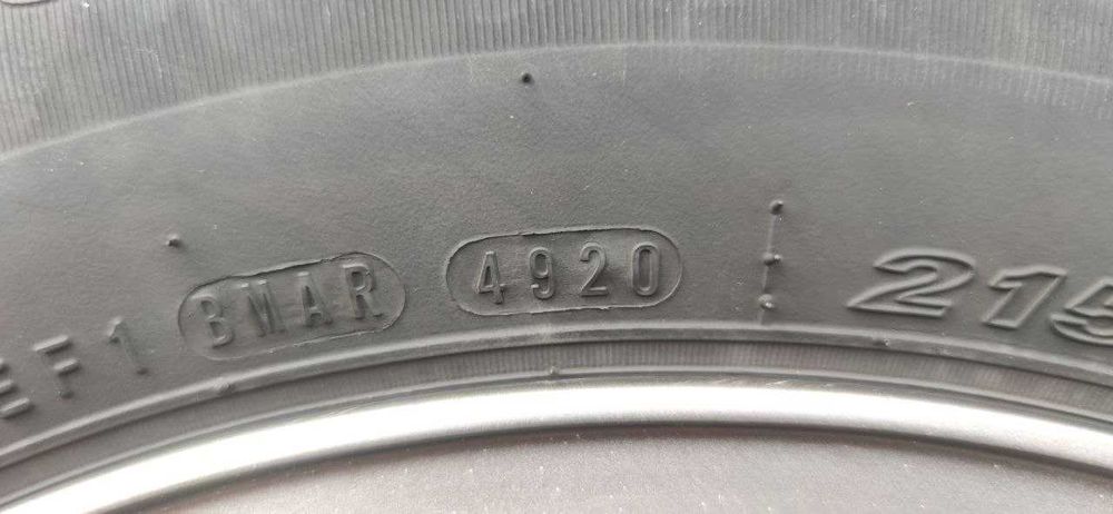 Літня резина 215/60/R16 з дисками