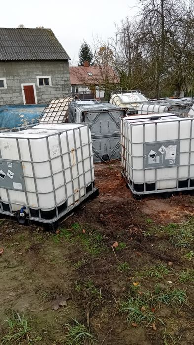 Czyste Zbiorniki 1000L używane