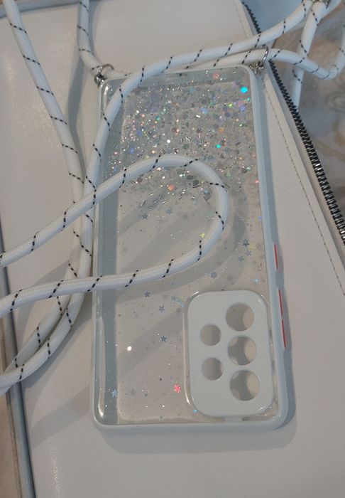 Чохол білий з ремінцем для Samsung 
на шию для Samsung