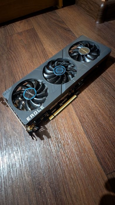 Продам видео карту GeForce RTX 4060 Egle
