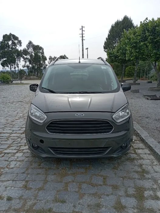 Ford Tourneo Courier1.5 Tdci 2017 para Peças