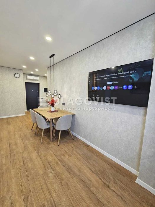 Продаж квартири ЖК Варшавський -2