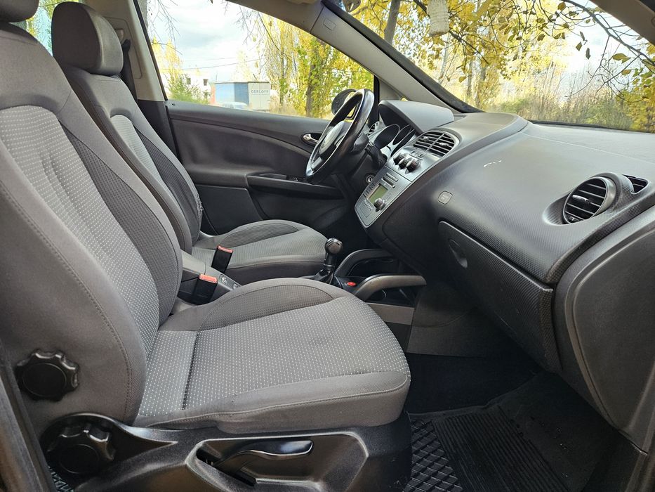 Seat Altea 2006 рік 1.9 дизель для військових