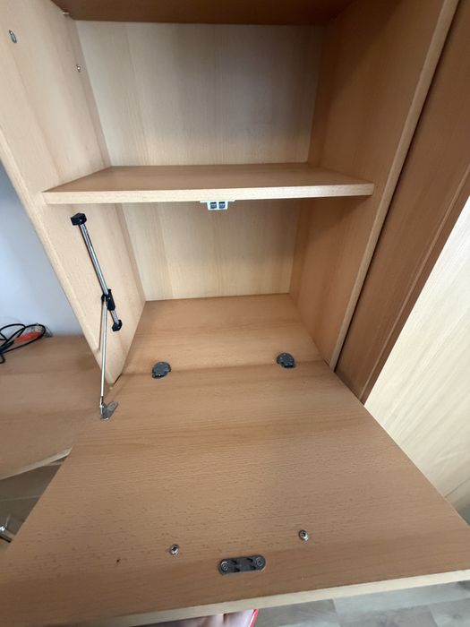 Sprzedam kredens wraz z szafą
