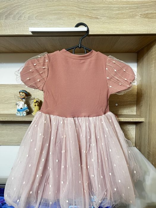 Сукня нарядна пишна ошатна святкова