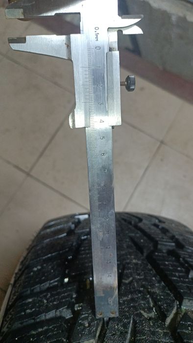 Продам шини зима  225/60 R17