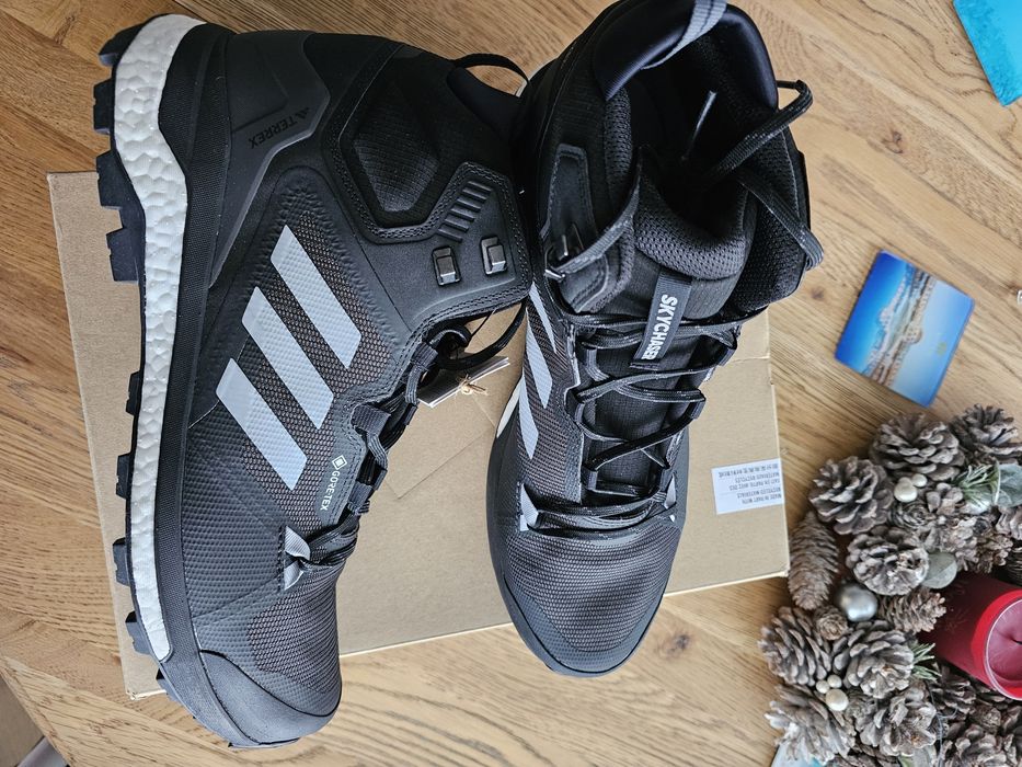 Buty hikingowe Adidas Terrex SKYCHASTER 2 MID GTX. Nowe