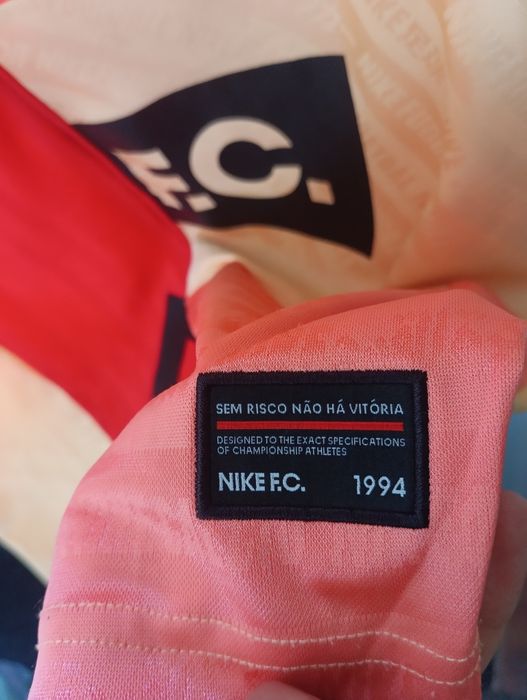 футболка nike football club в идеальном состоянии