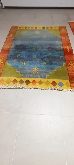 Vendo carpetes usadas