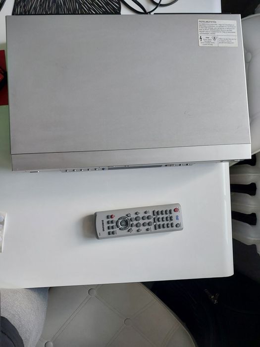 Samsung SV-DVD440 MP3 DVD/VCR DUAL DECK Magnetowid z pilotem