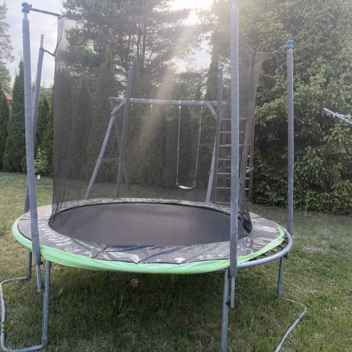 Trampolina  duza  polecam