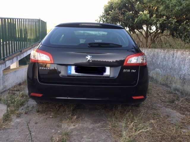 Peugeot 5008 SW 1.6 HDi Automático – 2011