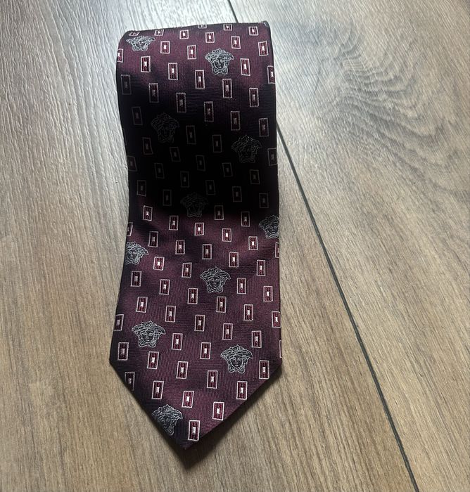 Краватки чоловічі yves saint laurent kenzo versace