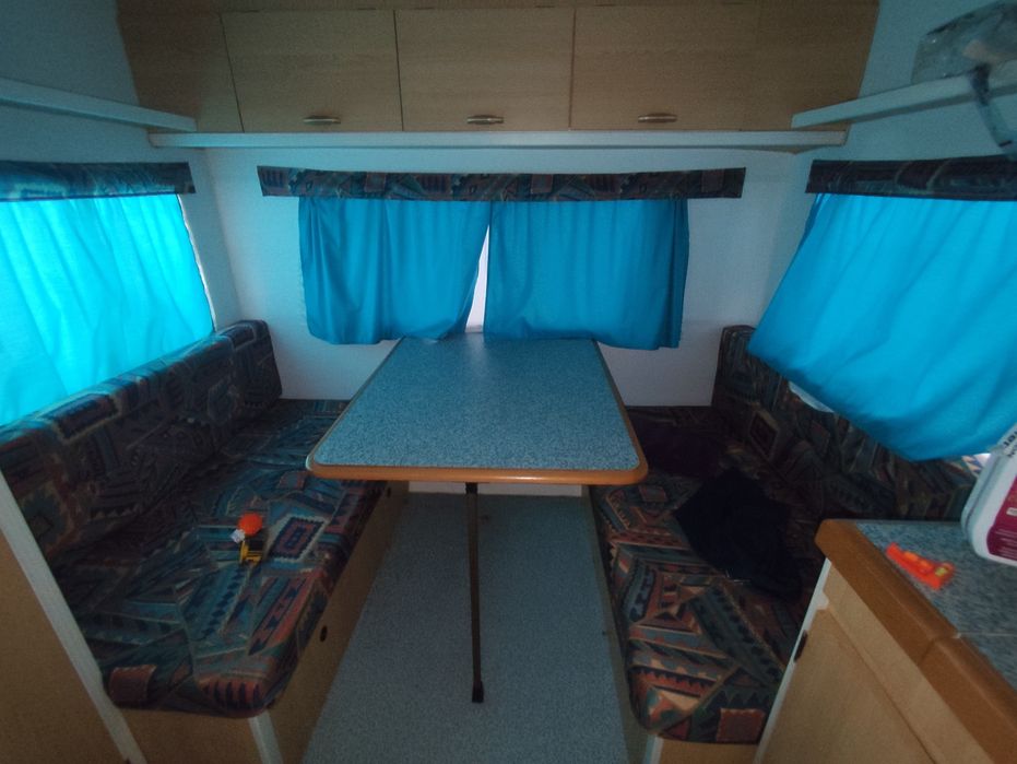 Caravana pluma grou 350