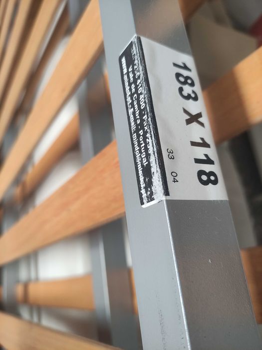 Estrado cama 183cm × 118 cm