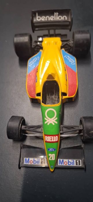 Lote 5 Miniaturas F1 Antigas Bburago 1:24 – Clássicos Anos 80/90