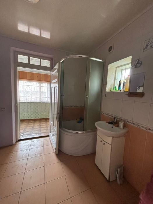 Продам будинок в Шептицькому районі.