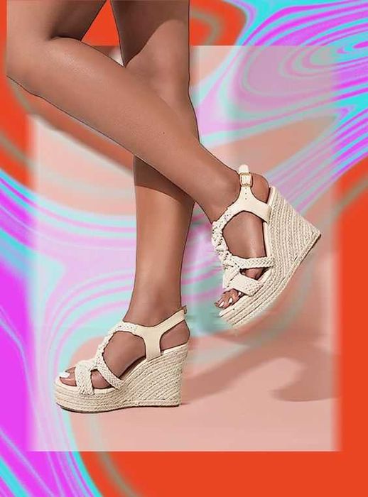 Sandálias de cunha em croché da Inside