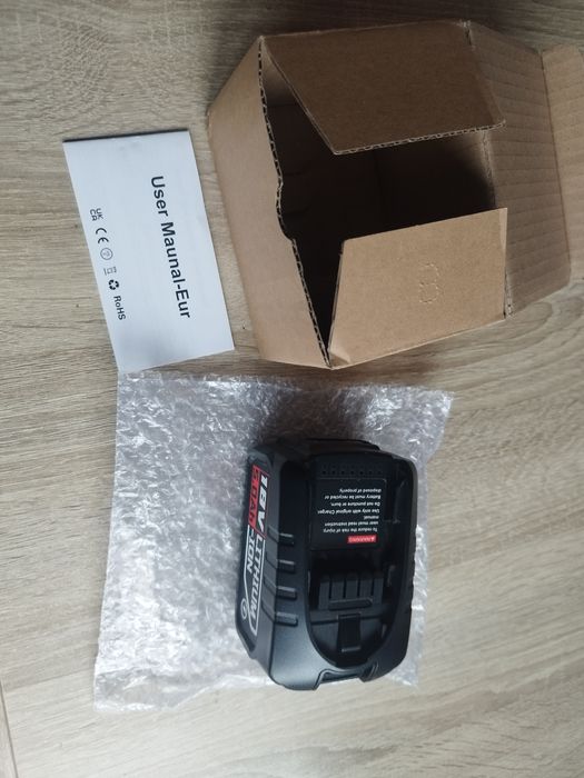 Akumulator do elektronarzędzi ładowarka 18V 5A