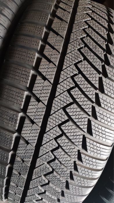 245/45/18 R18 Continental ContiWinterContact TS850P RSC 4шт зима