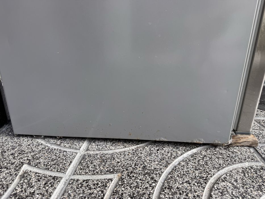 Frigorífico combinado Whirlpool com problema
