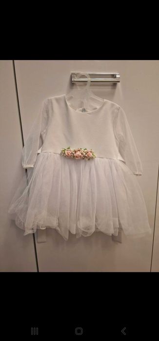 Sukienka na chrzciny 68