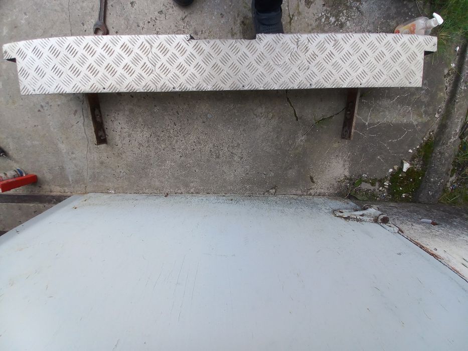 Підніжка,захист бампера Трафік