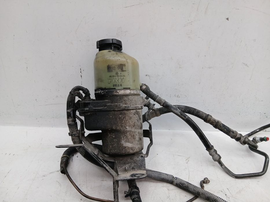 Bomba de direção OPEL Astra H Caravan (L35)